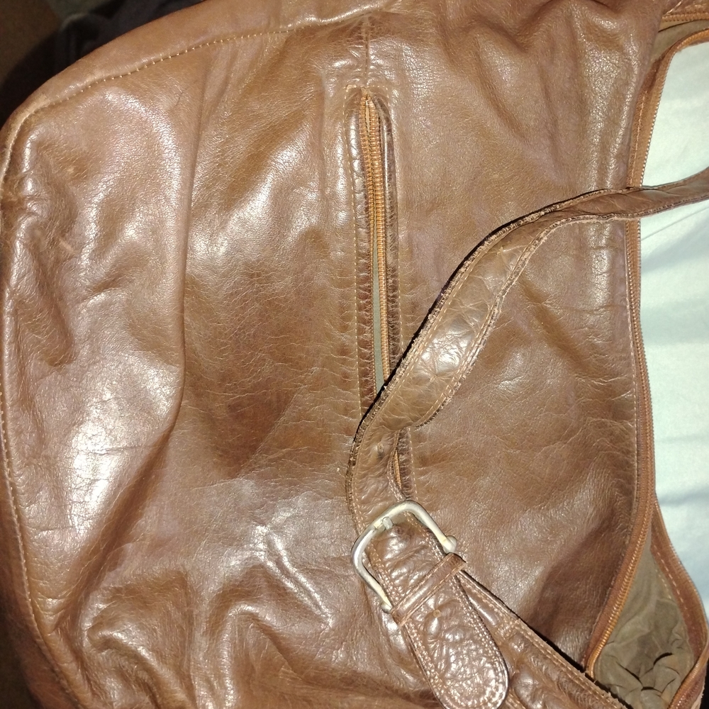 BRIO! Chic Brown Leather Shoulder Bag
